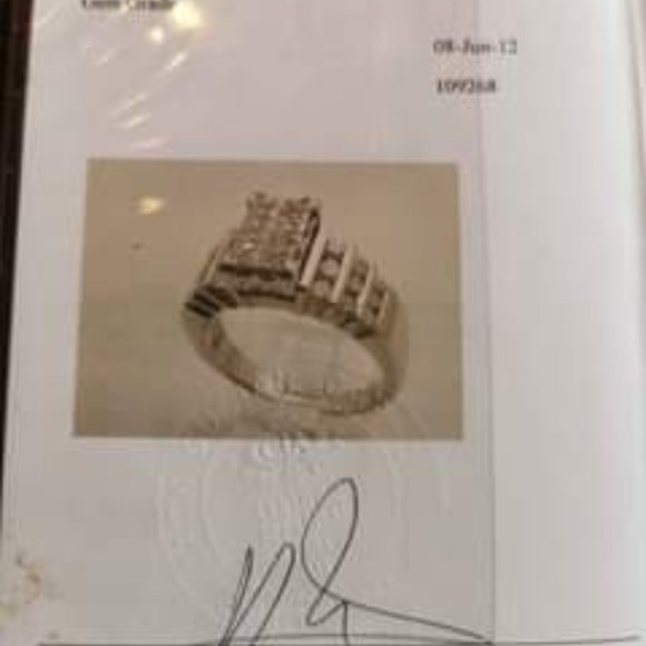 Diamond Ring - Picture 4 of 5